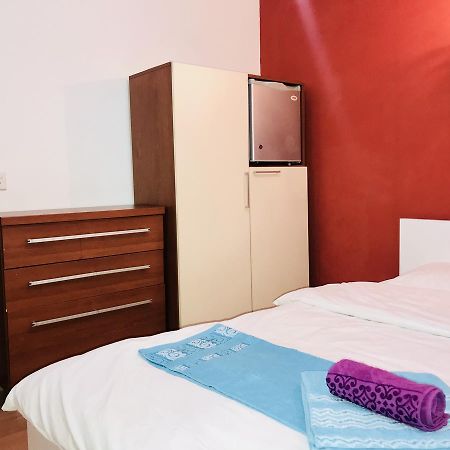 Check-In Hostel باكو المظهر الخارجي الصورة