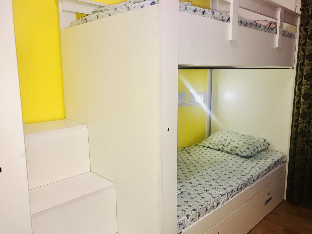 Check-In Hostel باكو المظهر الخارجي الصورة