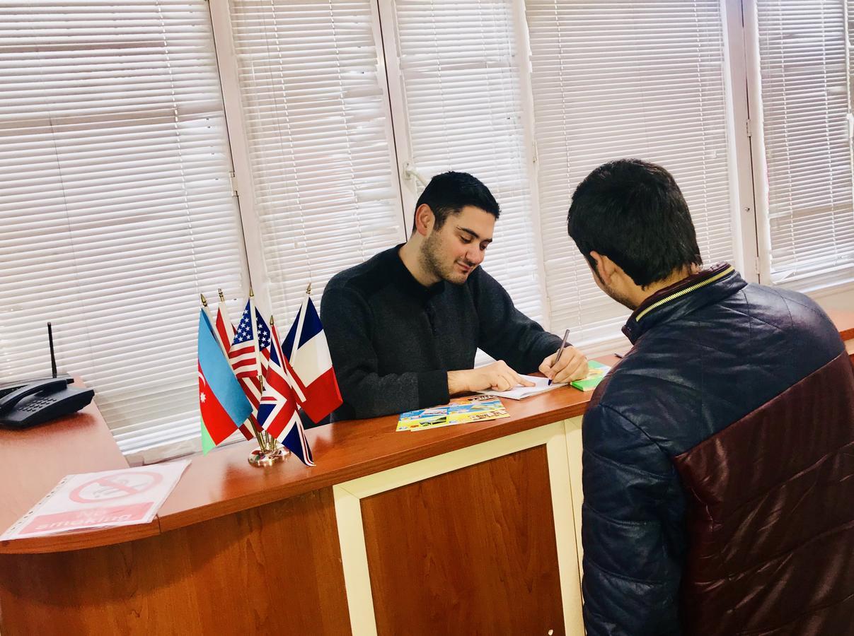 Check-In Hostel باكو المظهر الخارجي الصورة